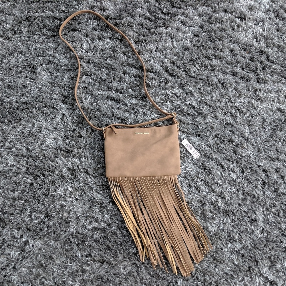❌ SOLD / NWT Victoria's Secret fringe purse - Picture 1 of 2